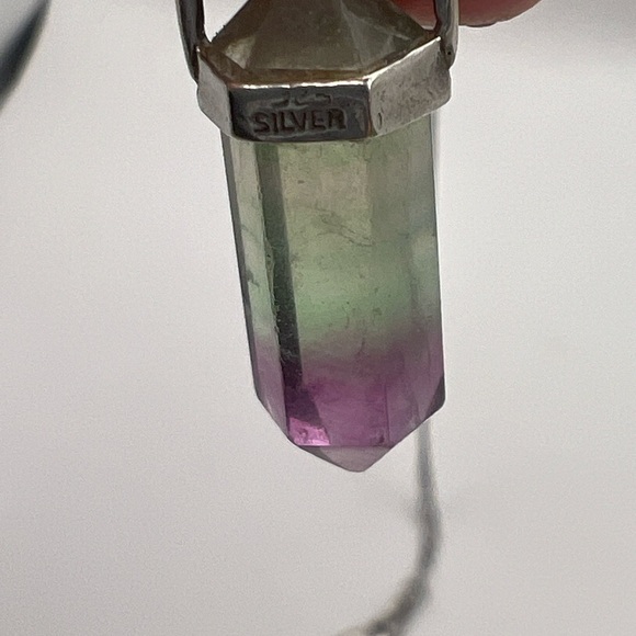 Marked Sterling Fluorite double point Pendant on a 925 Sterling Chain - Picture 11 of 11